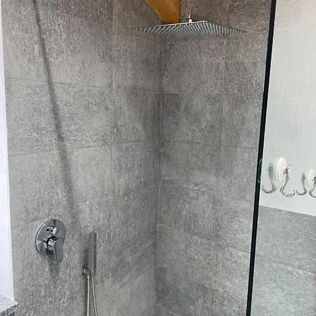 Affittacamere Con Vista Castello